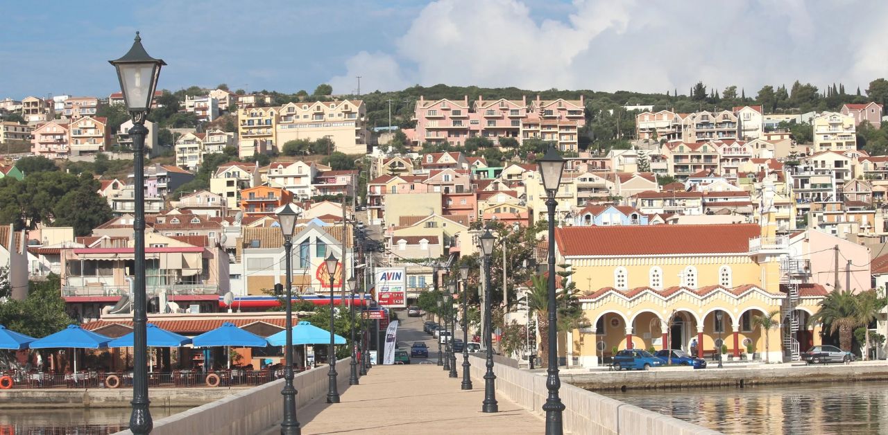 Gu&iacute;a definitiva del servicio de atenci&oacute;n al cliente oficial de { Priceline &trade;}: Resumen de tel&eacute;fono, chat y correo electr&oacute;nico